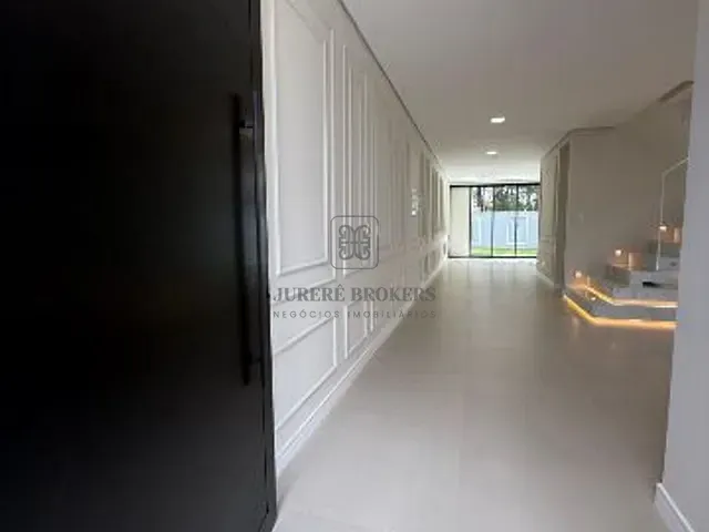 Casa com 225m² 3 quartos e 2 banheiros, à venda, no bairro Ingleses do Rio Vermelho em Florianópolis
