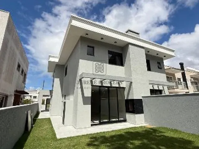 Casa com 225m² 3 quartos e 2 banheiros, à venda, no bairro Ingleses do Rio Vermelho em Florianópolis