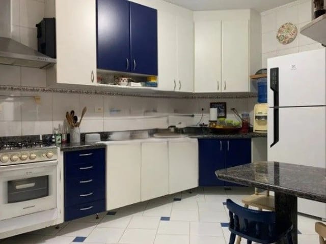 Casa com 250m² 3 quartos e 1 banheiro, à venda, no bairro Urbanova em São José dos Campos