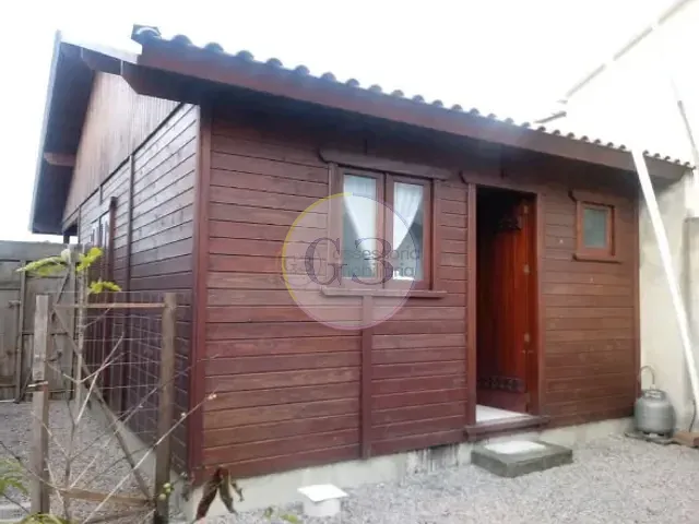 Casa 1 quarto e 1 banheiro, à venda, no bairro Areal em Pelotas