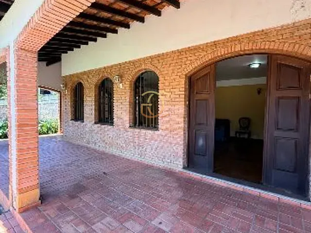 Casa 5 quartos e 6 banheiros, à venda ou para alugar, no bairro centro em Rio das Flores