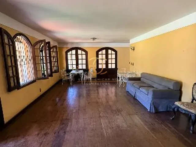 Casa 5 quartos e 6 banheiros, à venda ou para alugar, no bairro centro em Rio das Flores