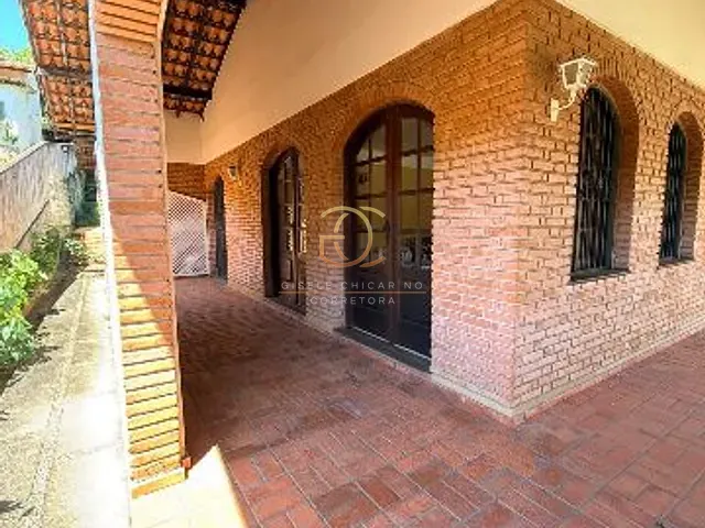 Casa 5 quartos e 6 banheiros, à venda ou para alugar, no bairro centro em Rio das Flores