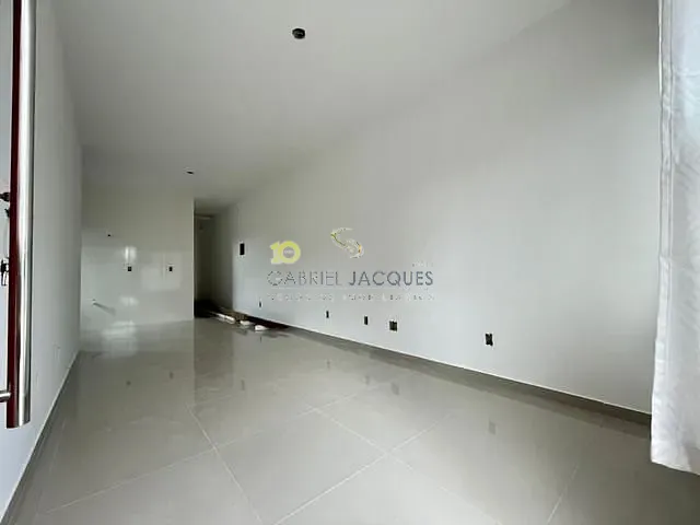 Casa com 180m² 3 quartos e 2 banheiros, à venda, no bairro Colônia Santana em São José