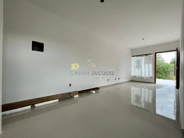 Casa com 180m² 3 quartos e 2 banheiros, à venda, no bairro Colônia Santana em São José