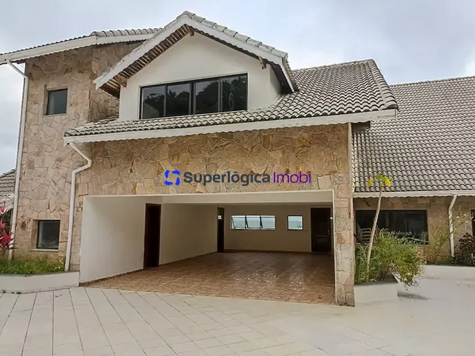 Casa, 3 quartos, 200 m² - Foto 1