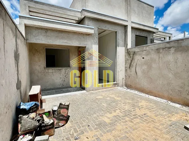 Casa com 140m² 3 quartos e 2 banheiros, à venda, no bairro Jardim Graziela em Londrina