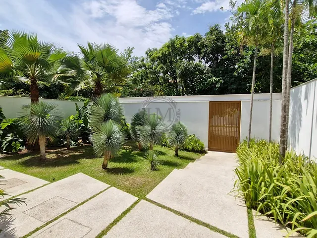 Casa com 1100m² 5 quartos e 8 banheiros, à venda, no bairro Barra da Tijuca em Rio de Janeiro
