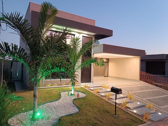 Casa com 360m² 3 quartos e 4 banheiros, à venda, no bairro Conjunto Habitacional Jardim Sabiá em Senador Canedo