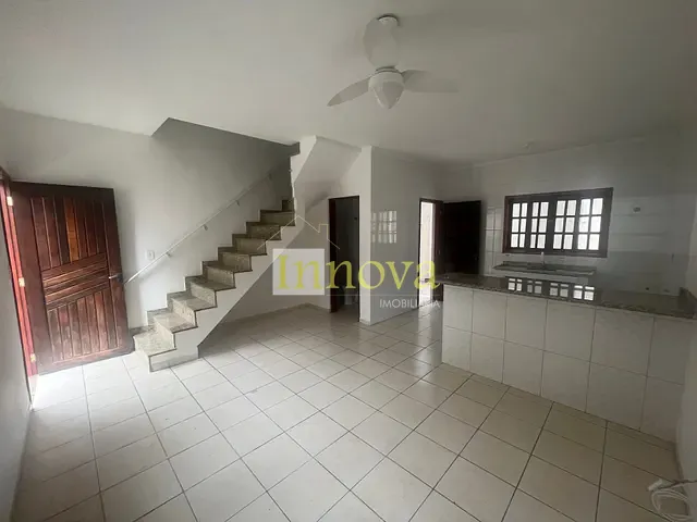 Casa com 111m² 2 quartos e 3 banheiros, à venda, no bairro Pontal de Santa Marina em Caraguatatuba