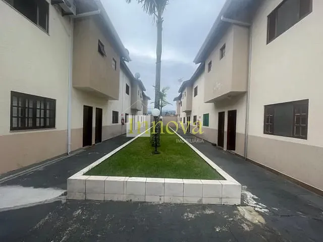 Casa com 111m² 2 quartos e 3 banheiros, à venda, no bairro Pontal de Santa Marina em Caraguatatuba