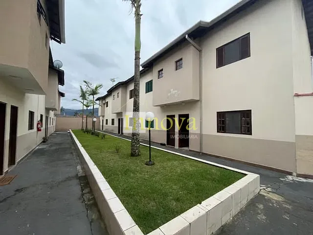 Casa com 111m² 2 quartos e 3 banheiros, à venda, no bairro Pontal de Santa Marina em Caraguatatuba