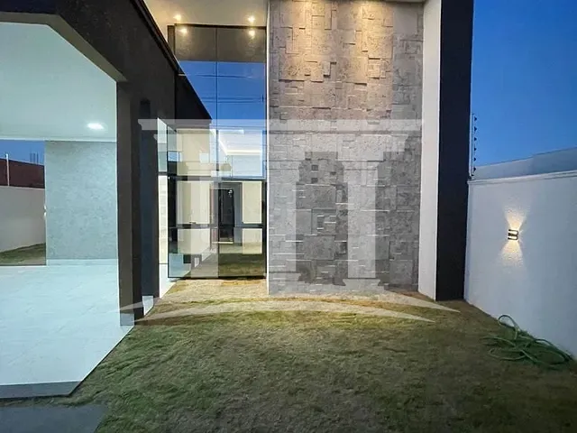 Casa com 380m² 3 quartos e 1 banheiro, à venda, no bairro Residencial Florença em Sinop