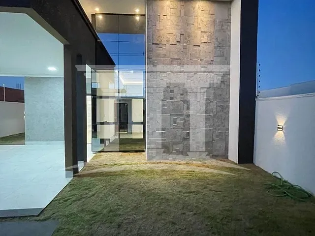 Casa com 380m² 3 quartos e 1 banheiro, à venda, no bairro Residencial Florença em Sinop