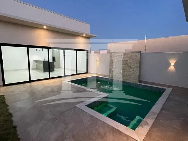 Casa com 380m² 3 quartos e 1 banheiro, à venda, no bairro Residencial Florença em Sinop