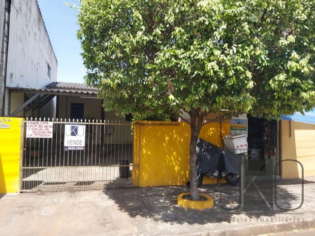Casa com 136m² 3 quartos e 1 banheiro, à venda, no bairro Jardim Sabará em Cambé