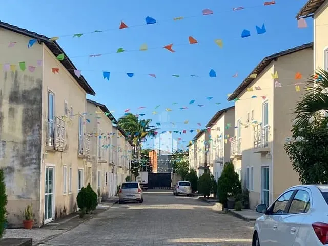 Casa 2 quartos e 3 banheiros, à venda, no bairro Iparana em Caucaia
