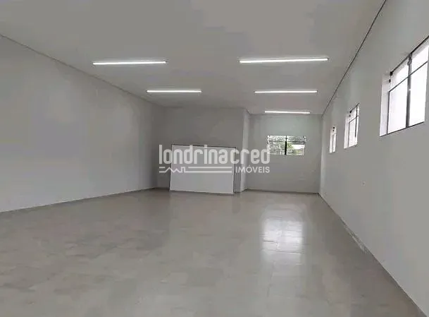 Casa, 1 quarto, 334 m² - Foto 2