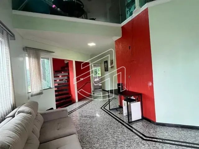 Casa 3 quartos e 5 banheiros, à venda, no bairro Parque Verde em Belém