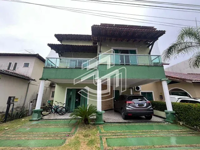 Casa 3 quartos e 5 banheiros, à venda, no bairro Parque Verde em Belém