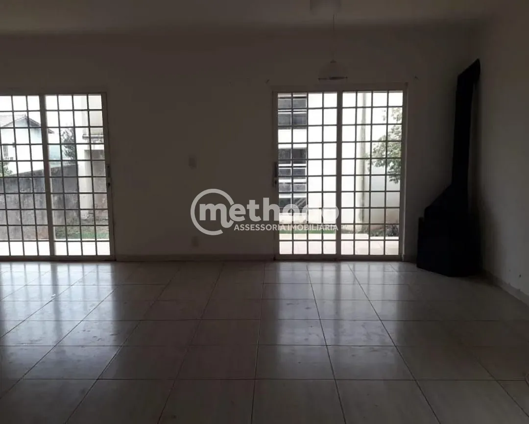Casa, 4 quartos, 300 m² - Foto 4