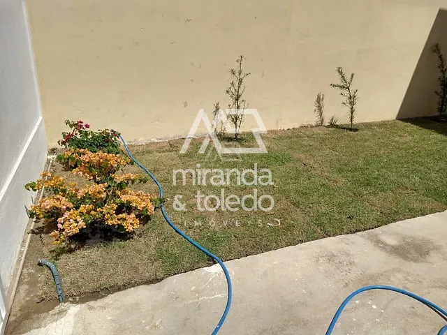 Casa com 180m² 3 quartos e 2 banheiros, à venda, no bairro Santa Mônica em Guarapari
