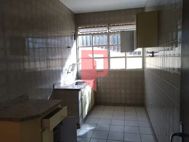Casa 4 quartos e 3 banheiros, à venda, no bairro Novo Glória em Belo Horizonte