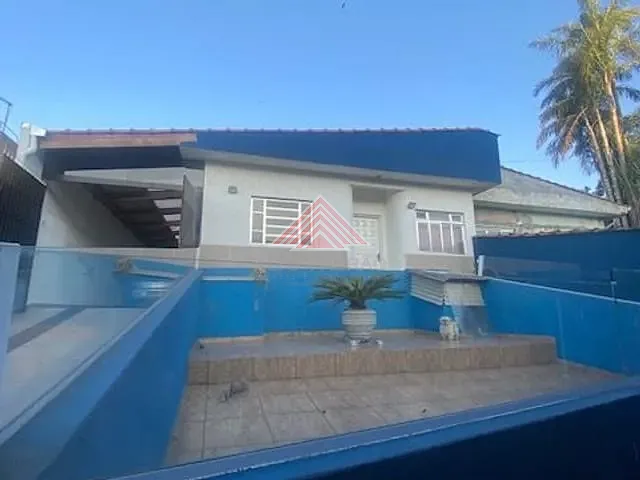 Casa com 250m² 3 quartos e 2 banheiros, à venda, no bairro Jardim Quarto Centenário em Mauá