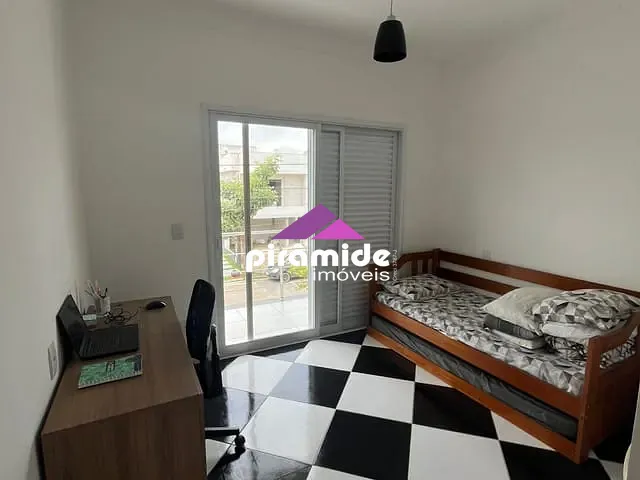 Casa 4 quartos e 5 banheiros, à venda, no bairro Caçapava em Caçapava