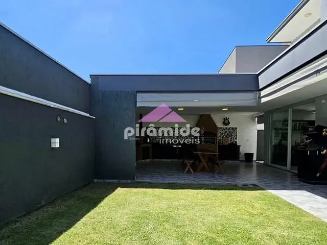 Casa 4 quartos e 5 banheiros, à venda, no bairro Caçapava em Caçapava
