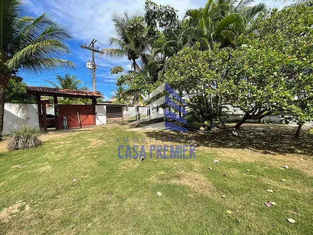 Casa 4 quartos e 3 banheiros, à venda, no bairro Olivença em Ilhéus
