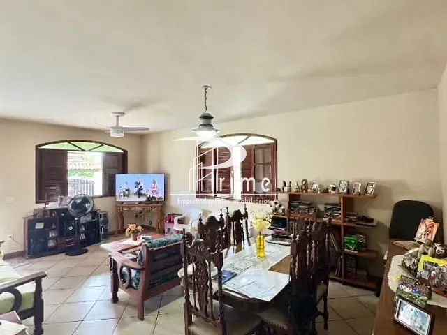 Casa com 360m² 3 quartos e 3 banheiros, à venda, no bairro Piratininga em Niterói