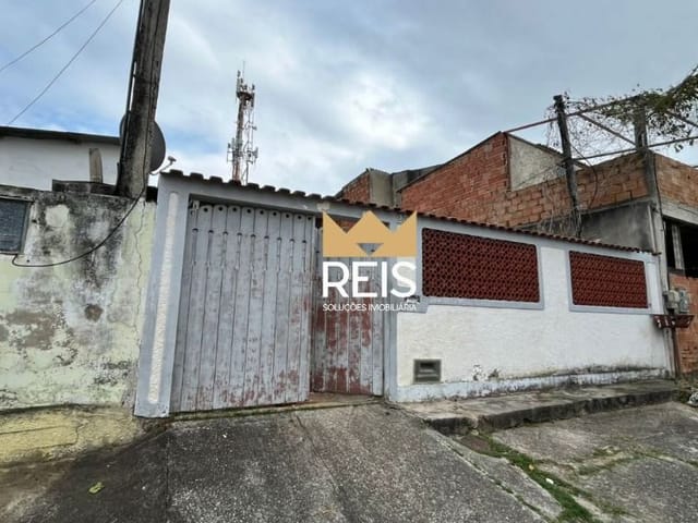 Casa com 270m² 3 quartos e 2 banheiros, à venda, no bairro Sepetiba em Rio de Janeiro