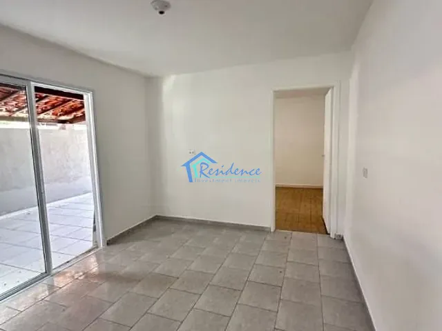Casa com 250m² 3 quartos e 2 banheiros, à venda, no bairro Jardim California em Indaiatuba