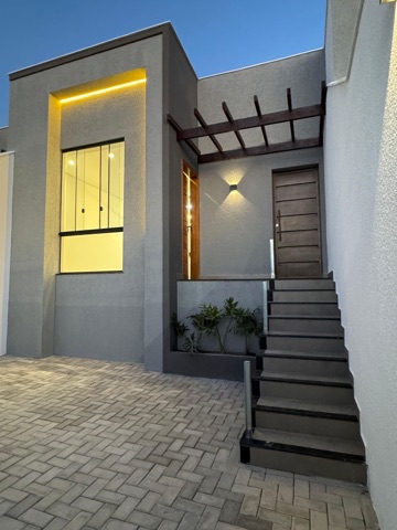 Casa 3 quartos e 2 banheiros, à venda, no bairro Novo Centro  em Santa Luzia