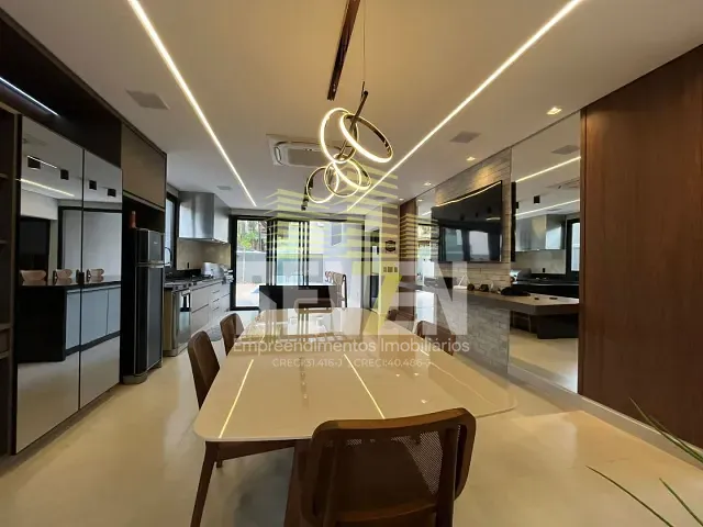Casa com 450m² 3 quartos e 5 banheiros, à venda ou para alugar, no bairro Residencial Lago Sul em Bauru