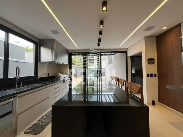 Casa com 450m² 3 quartos e 5 banheiros, à venda ou para alugar, no bairro Residencial Lago Sul em Bauru