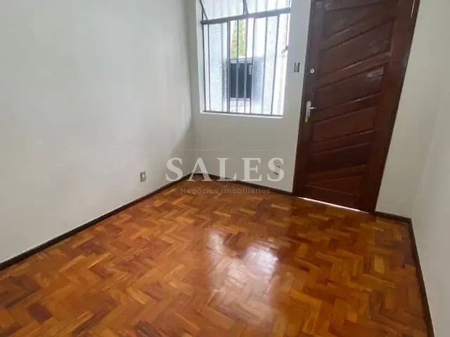 Casa com 48m² 2 quartos e 1 banheiro, à venda, no bairro Paineiras em Juiz de Fora