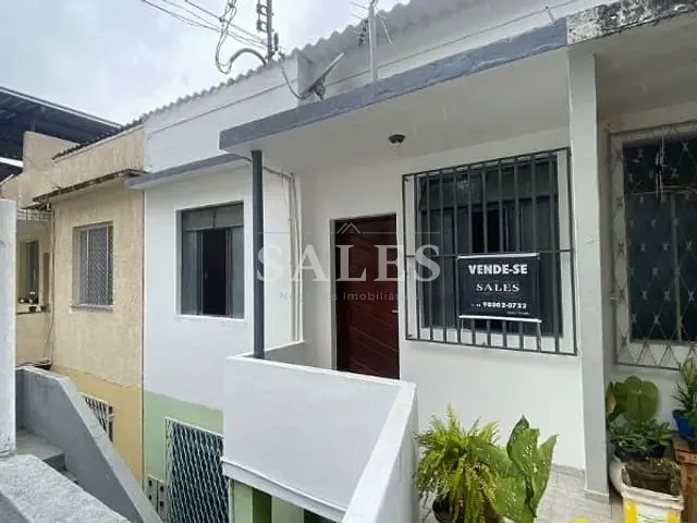Casa com 48m² 2 quartos e 1 banheiro, à venda, no bairro Paineiras em Juiz de Fora