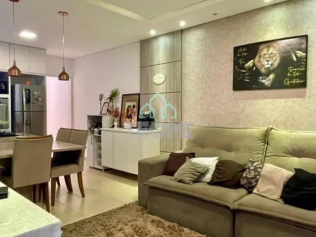 Casa com 150m² 2 quartos e 2 banheiros, à venda, no bairro Jardim Santana em Tremembé