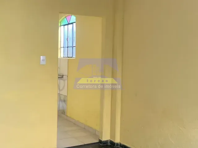 Casa 3 quartos e 1 banheiro, para alugar, no bairro Vila Bethânia em Itabira