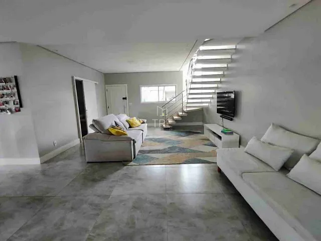 Casa com 401m² 3 quartos e 3 banheiros, à venda, no bairro Residencial Santa Maria em Valinhos