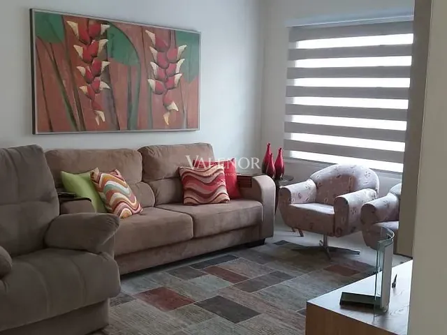 Casa com 360m² 3 quartos e 5 banheiros, à venda, no bairro Engordadouro em Jundiaí