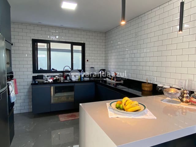 Casa com 240m², à venda, no bairro Vila Oliveira em Mogi das Cruzes