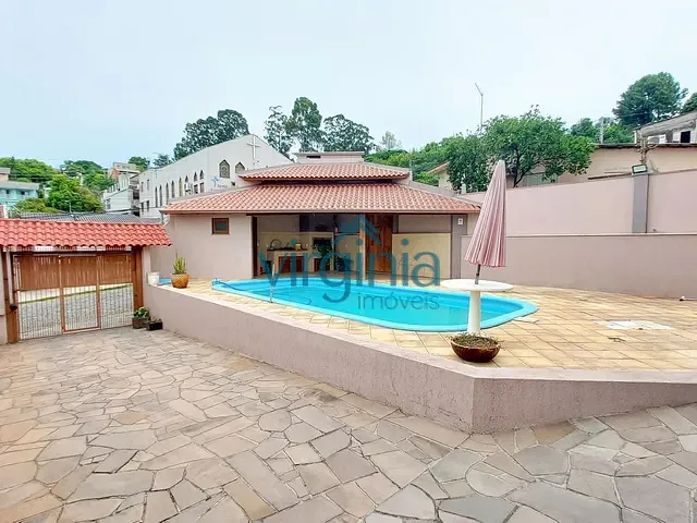 Casa com 255m² 4 quartos e 4 banheiros, à venda, no bairro Rincão dos Ilhéus em Estância Velha