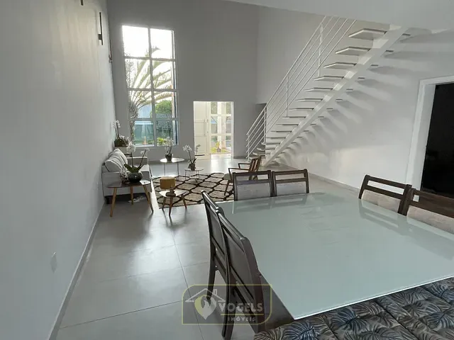 Casa 4 quartos e 5 banheiros, à venda, no bairro Parque Residencial Nova Holanda em Holambra