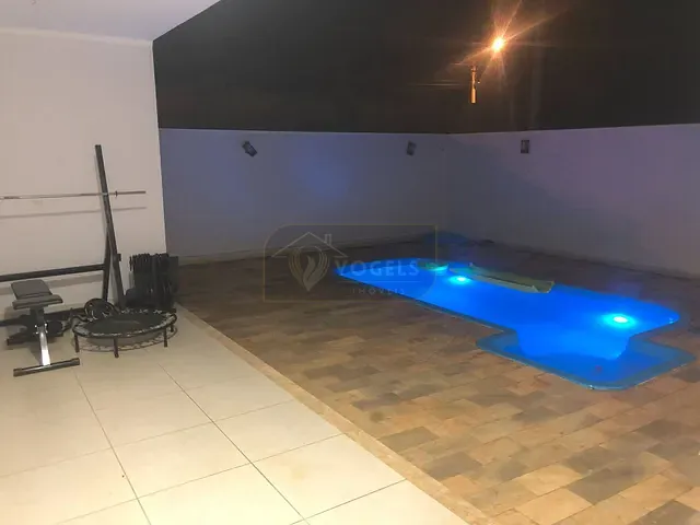 Casa 4 quartos e 5 banheiros, à venda, no bairro Parque Residencial Nova Holanda em Holambra