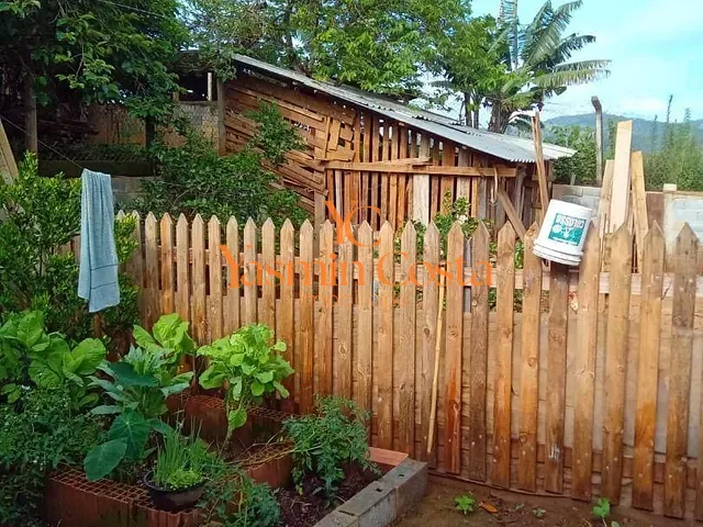 Casa com 1400m² 5 quartos e 3 banheiros, à venda, no bairro Água Comprida em Cambuí