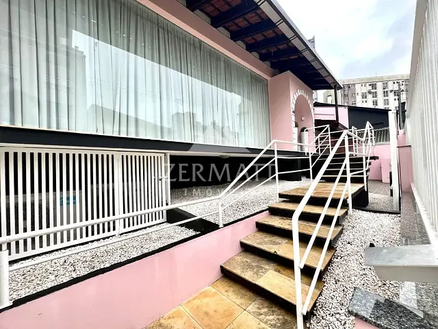 Casa com 250m², para alugar, no bairro Ponta Aguda em Blumenau