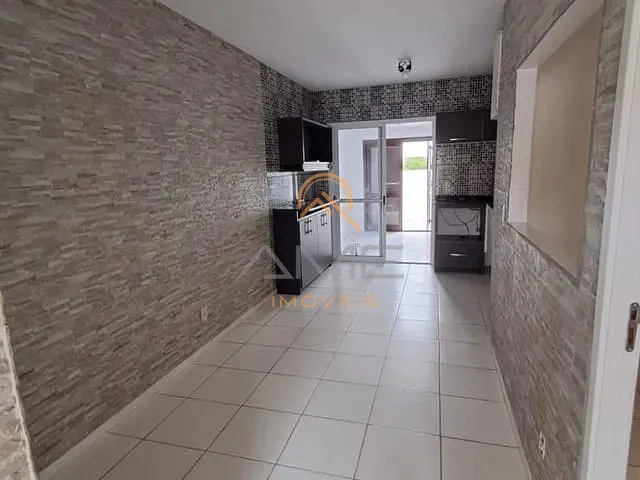 Casa com 60m² 2 quartos e 1 banheiro, à venda, no bairro Tres Vendas em Pelotas